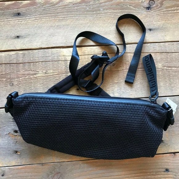 NWT Lululemon All Hours Belt Cross Body Bag - Picture 2 of 15